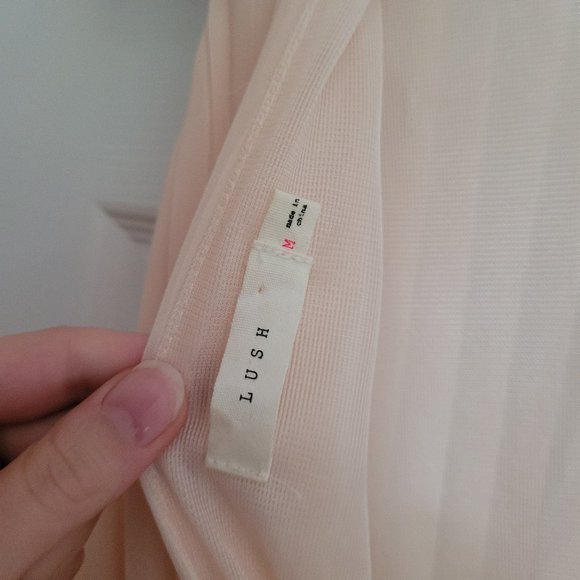 Blush pleated mini dress - Picture 3 of 6